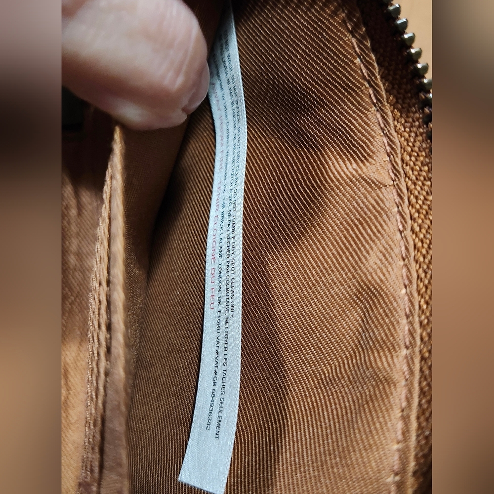 Nwot, FREE PEOPLE Distressed Tan Vegan Leather Wallet/ Wristlet.. Final Price - Picture 6 of 10